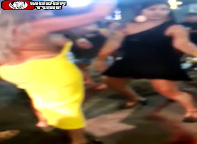 Video :Her yellow skirt had nothing below it!